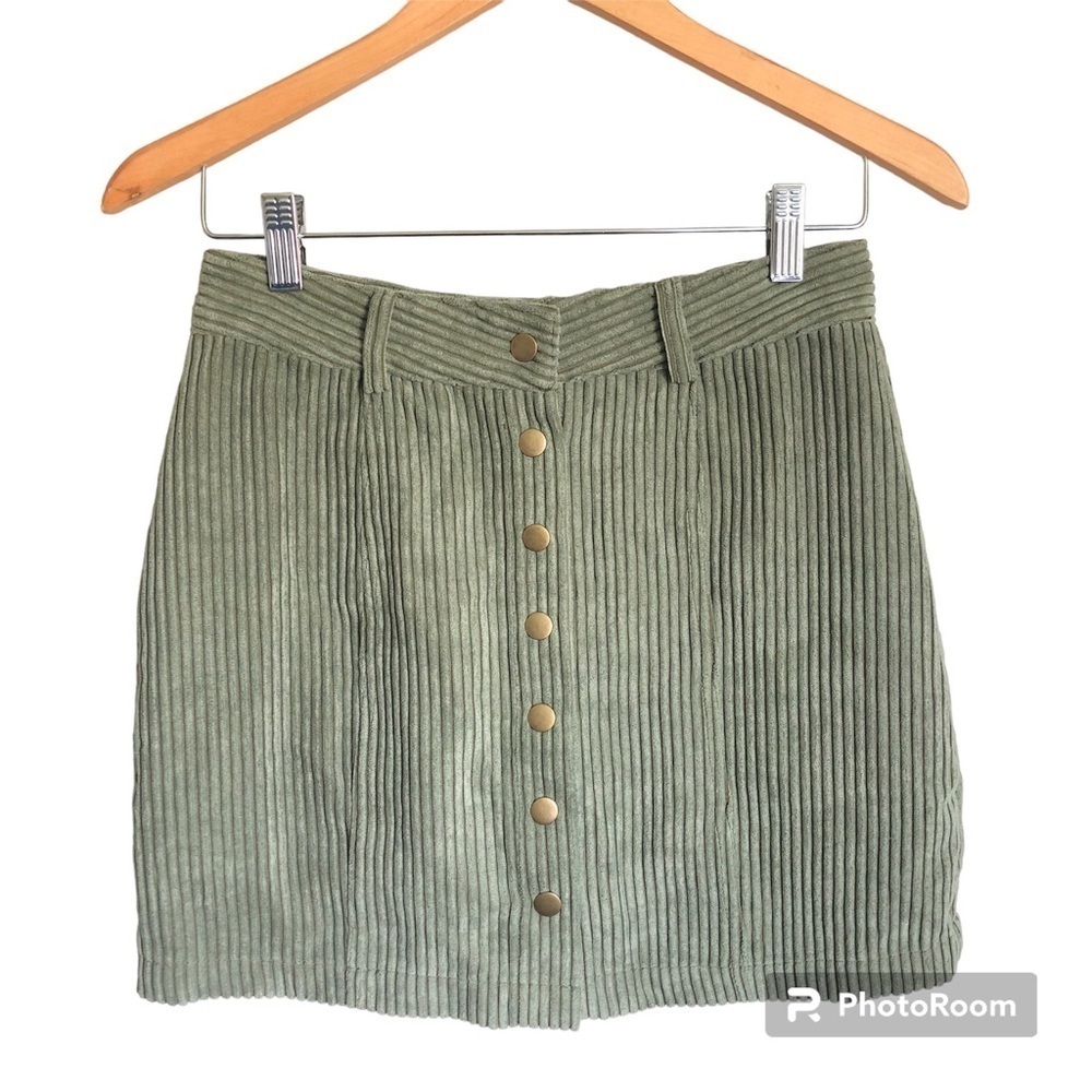 NWOT HYFVE Women’s Corduroy Snap Front Mini Skirt Green Gold Size Small